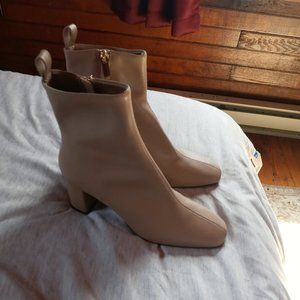 H&M Size 7.5 Pinkish Beige Faux Leather Zip-Up Ankle Boots